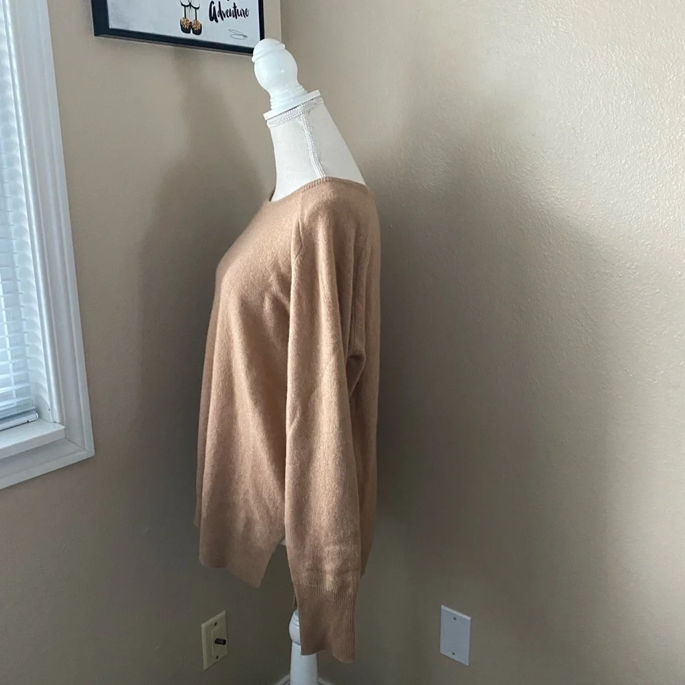 Halogen tan cashmere crew neck sweater, Sz. XL